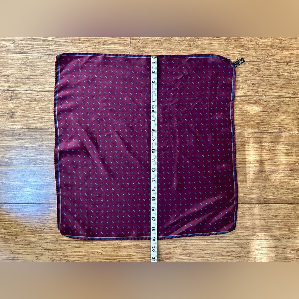 Ashear Vintage Pocket Square Scarf 100% Silk, Hand Rolled, 18.5" Made in Italy - Picture 16 of 16